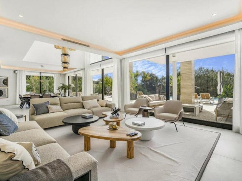 6 sypialnia Willa na sprzedaż w Marbella z basenem garażem - 6 500 000 € (Ref: 8879282)