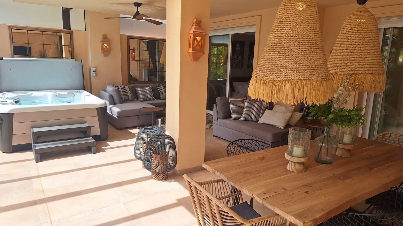 2 soveværelse Lejlighed til leje i Marbella med swimmingpool garage - € 4.500 (Ref: 8883881)