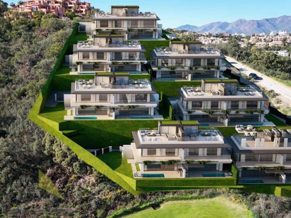 3 quarto Moradia Geminada para venda em Marbella com piscina garagem - 850 000 € (Ref: 8887321)