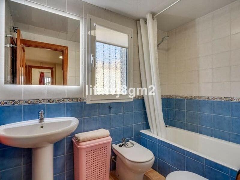 3 soveværelse Byhus til salg i Sitio de Calahonda med swimmingpool garage - € 510.000 (Ref: 8904956)