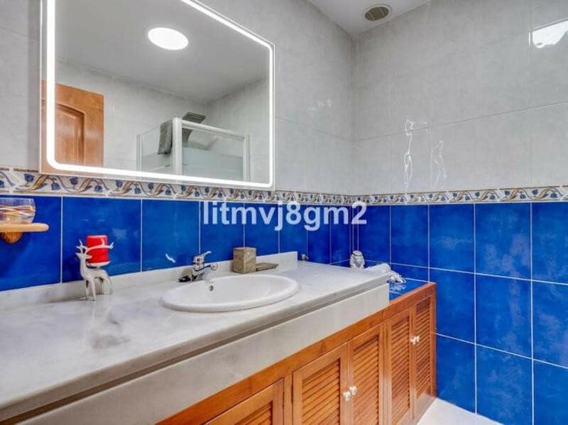 3 bedroom Townhouse for rent in Sitio de Calahonda with pool garage - € 2,400 (Ref: 8904957)