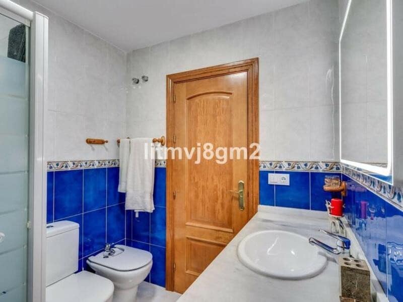 3 bedroom Townhouse for rent in Sitio de Calahonda with pool garage - € 2,400 (Ref: 8904957)