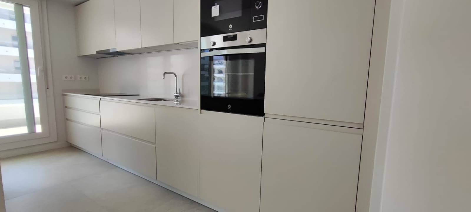 2 makuuhuone Huoneisto vuokrattavana paikassa Marbella mukana uima-altaan 
autotalli - 2 500 € (Ref: 8904958)