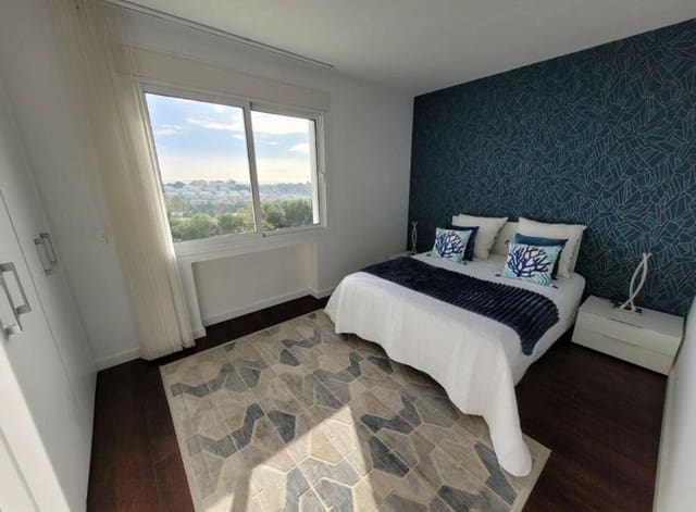 3 bedroom Villa for sale in El Paraíso, Benahavís with pool garage - € 1,750,000 (Ref: 8907093)