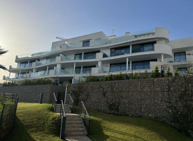 2 bedroom Apartment for rent in El Higuerón, Fuengirola with pool garage - € 2,400 (Ref: 8910752)