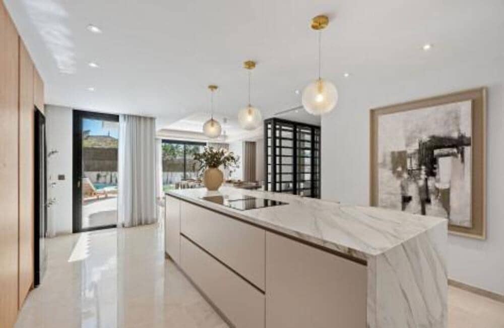 5 soveværelse Villa til salg i Marbella med swimmingpool garage - € 3.650.000 (Ref: 8912564)