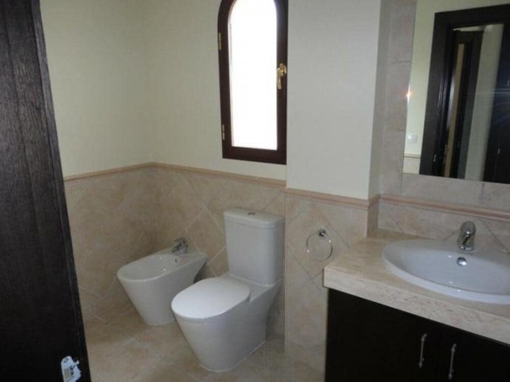 5 soveværelse Villa til leje i Los Arqueros med swimmingpool garage - € 8.500 (Ref: 8914675)