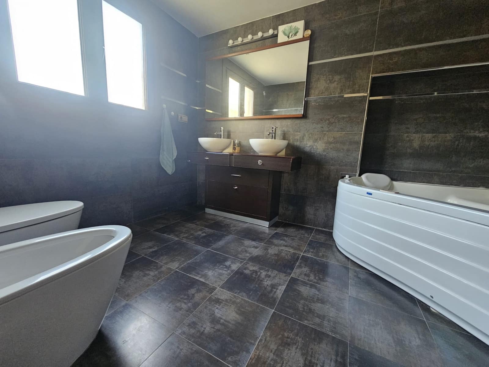 3 soveværelse Villa til leje i Riviera del Sol med garage - € 3.600 (Ref: 8920917)