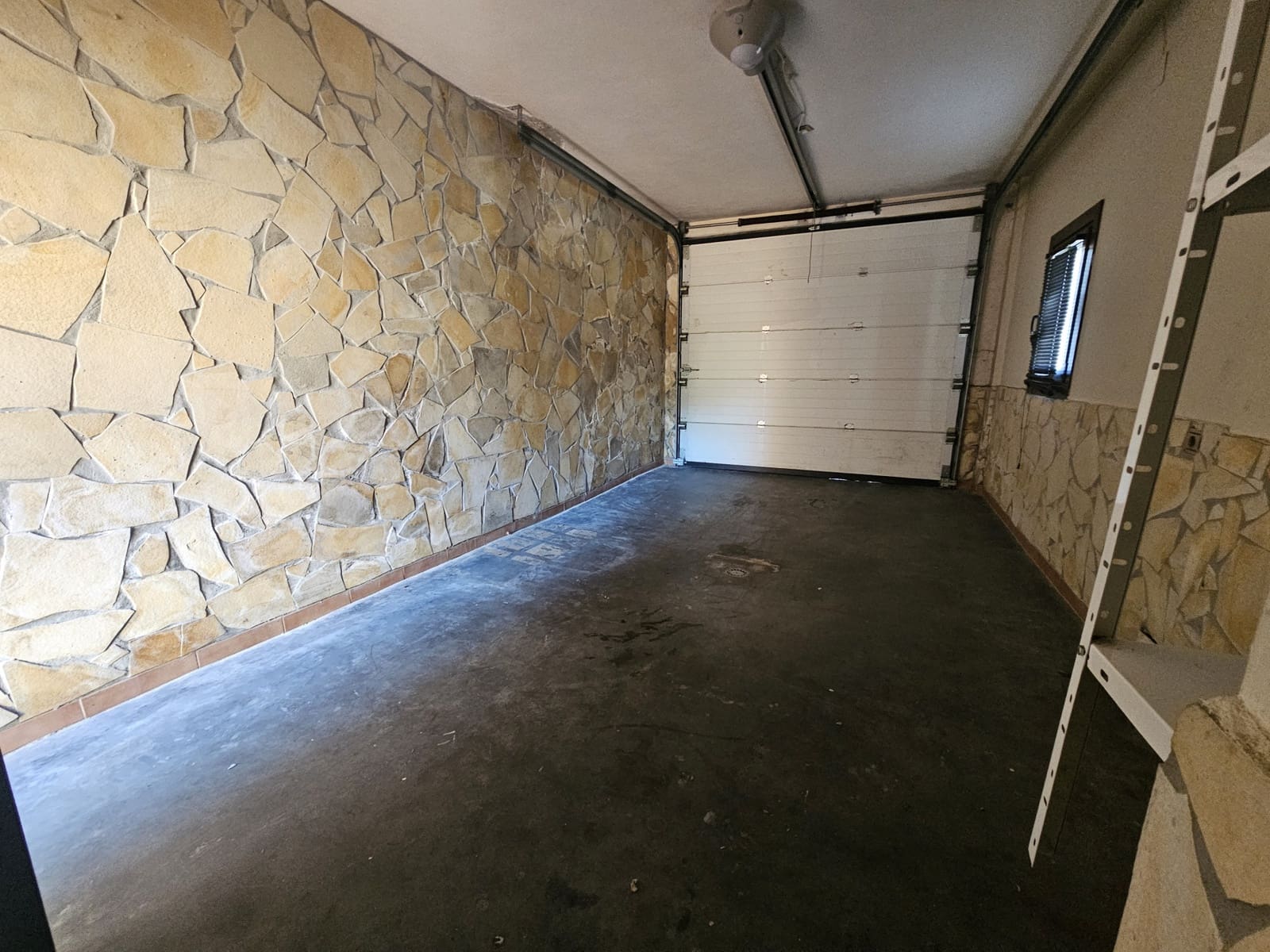 3 soveværelse Villa til leje i Riviera del Sol med garage - € 3.600 (Ref: 8920917)