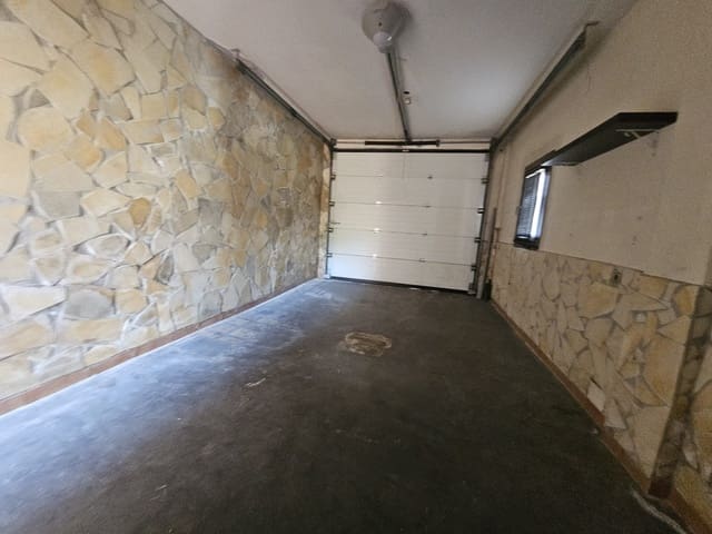 Villa/Maison de 3 chambres à louer à Riviera del Sol, Mijas avec piscine garage - 3 600 € (Ref: 8920917)