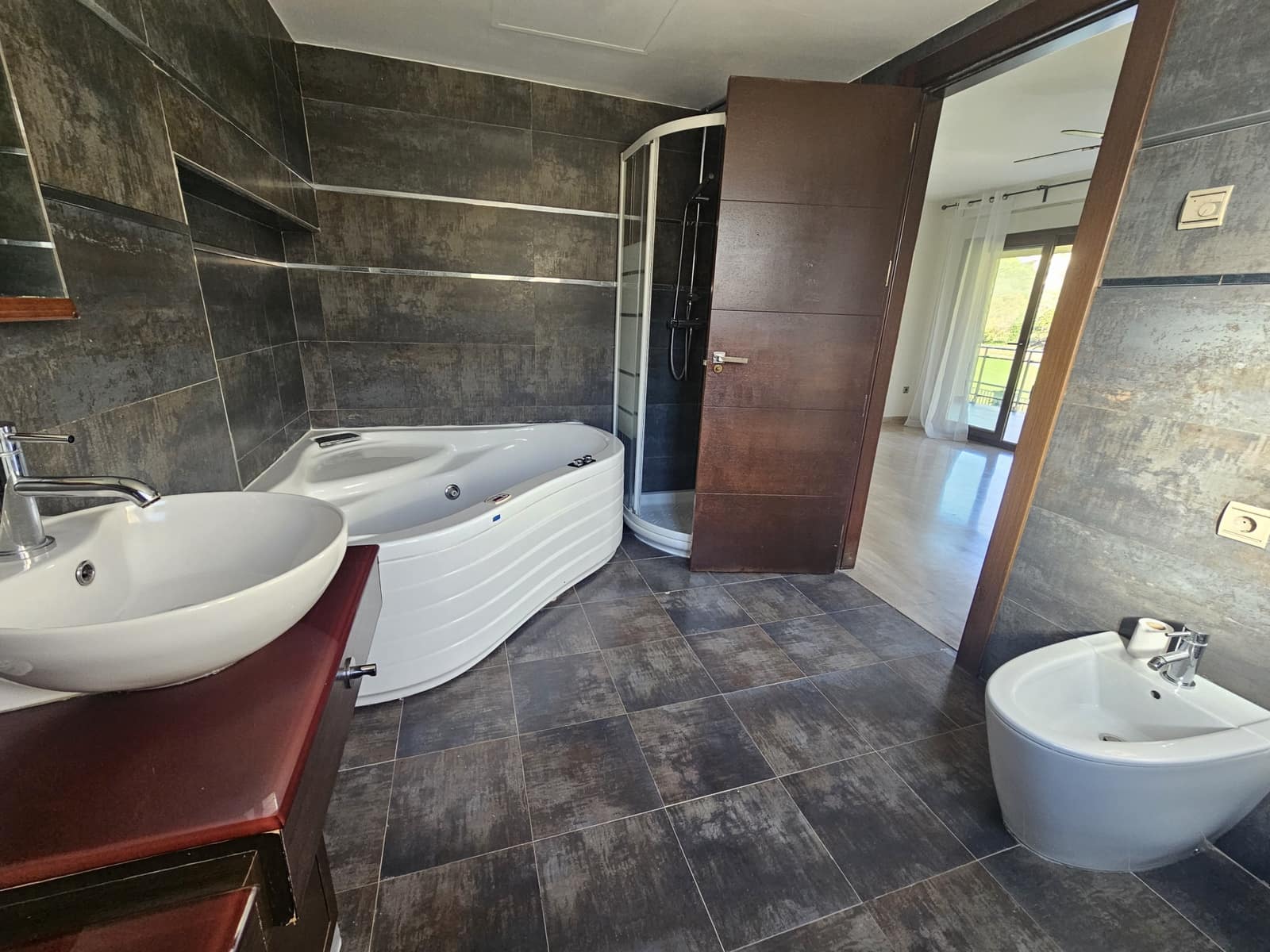 Villa/Maison de 3 chambres à louer à Riviera del Sol avec piscine garage - 3 600 € (Ref: 8920917)
