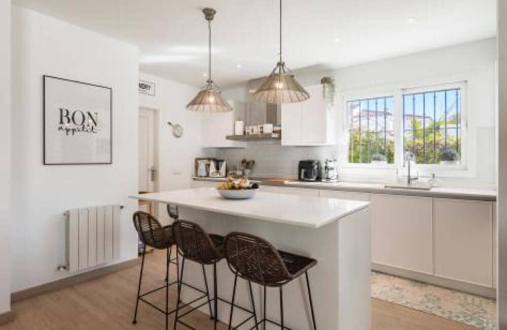 3 soveværelse Byhus til salg i San Pedro de Alcantara med swimmingpool garage - € 1.499.990 (Ref: 8923404)