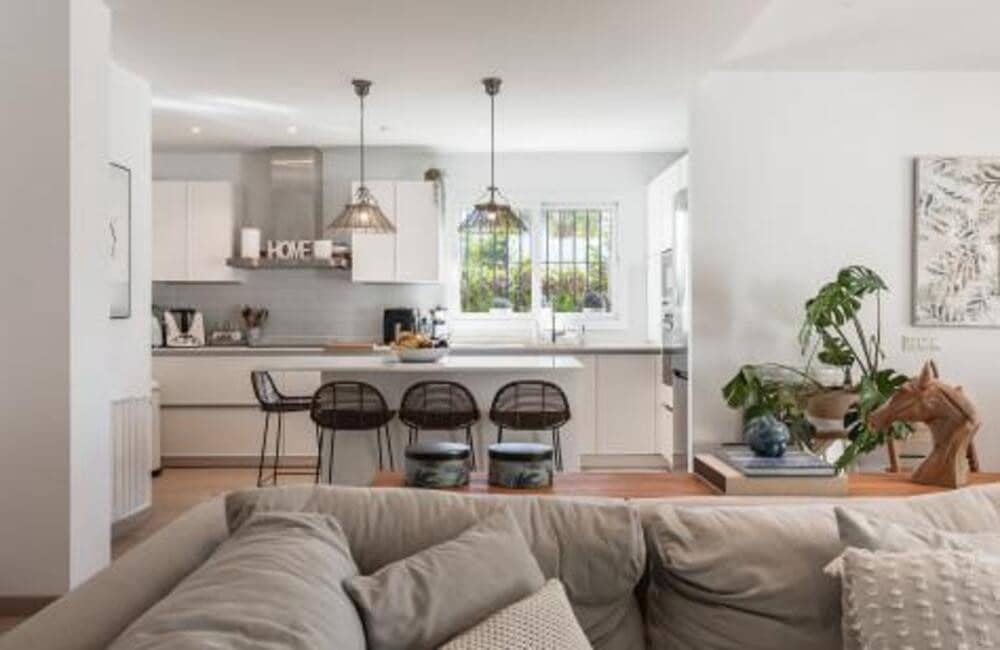 3 soveværelse Byhus til salg i San Pedro de Alcantara med swimmingpool garage - € 1.499.990 (Ref: 8923404)