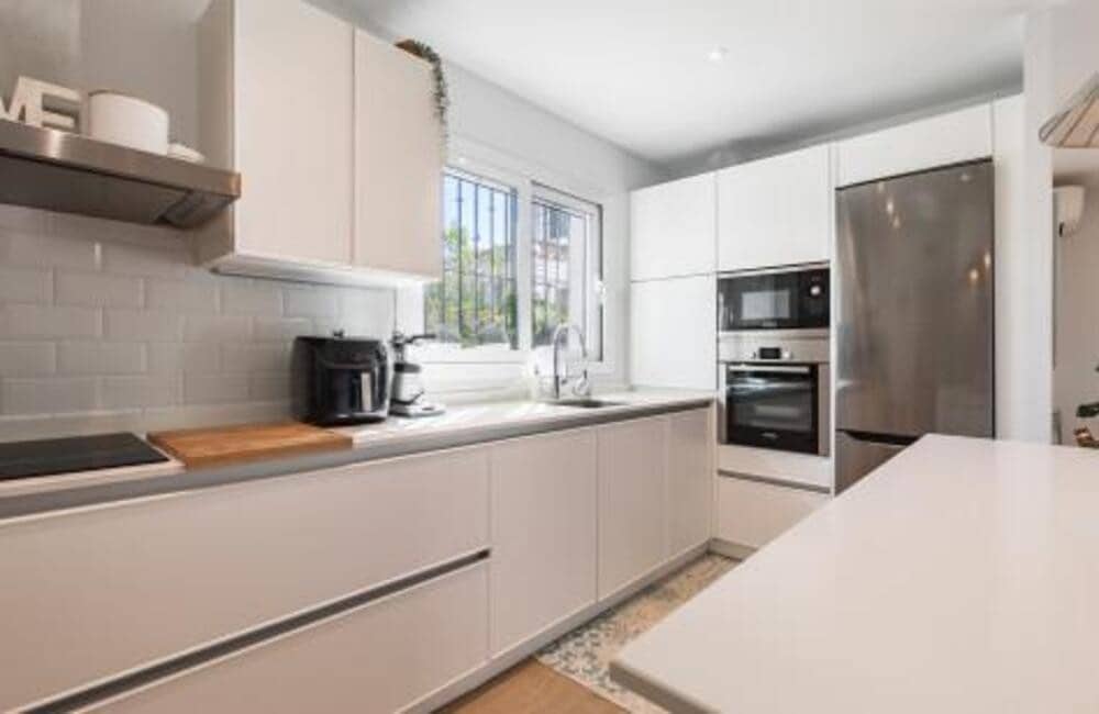 3 soveværelse Byhus til salg i San Pedro de Alcantara med swimmingpool garage - € 1.499.990 (Ref: 8923404)