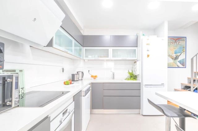 3 soveværelse Byhus til salg i Casco Antiguo, Marbella med garage - € 1.400.000 (Ref: 8928332)