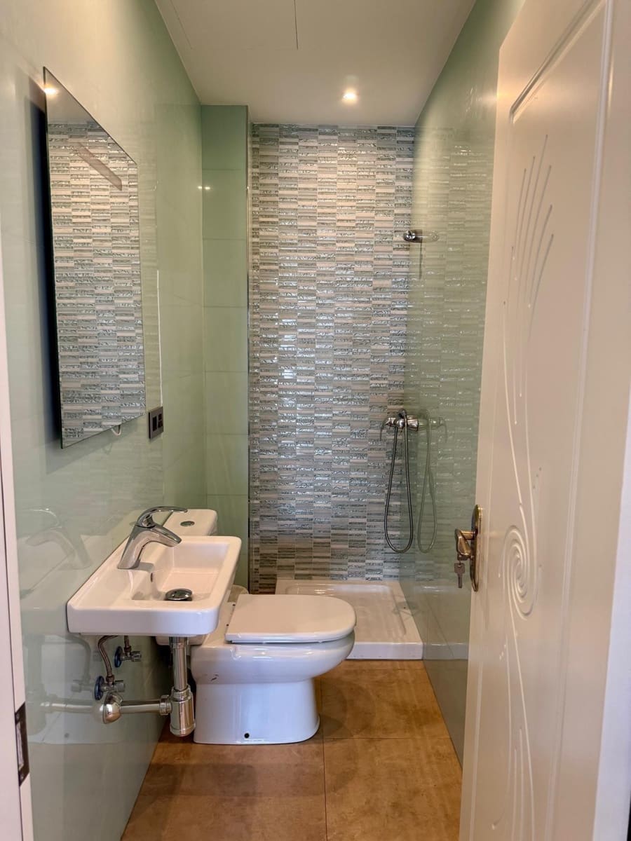 6 slaapkamer Villa voor vakantieverhuur in San Pedro de Alcantara met zwembad garage - € 10.000 (Ref: 8931790)