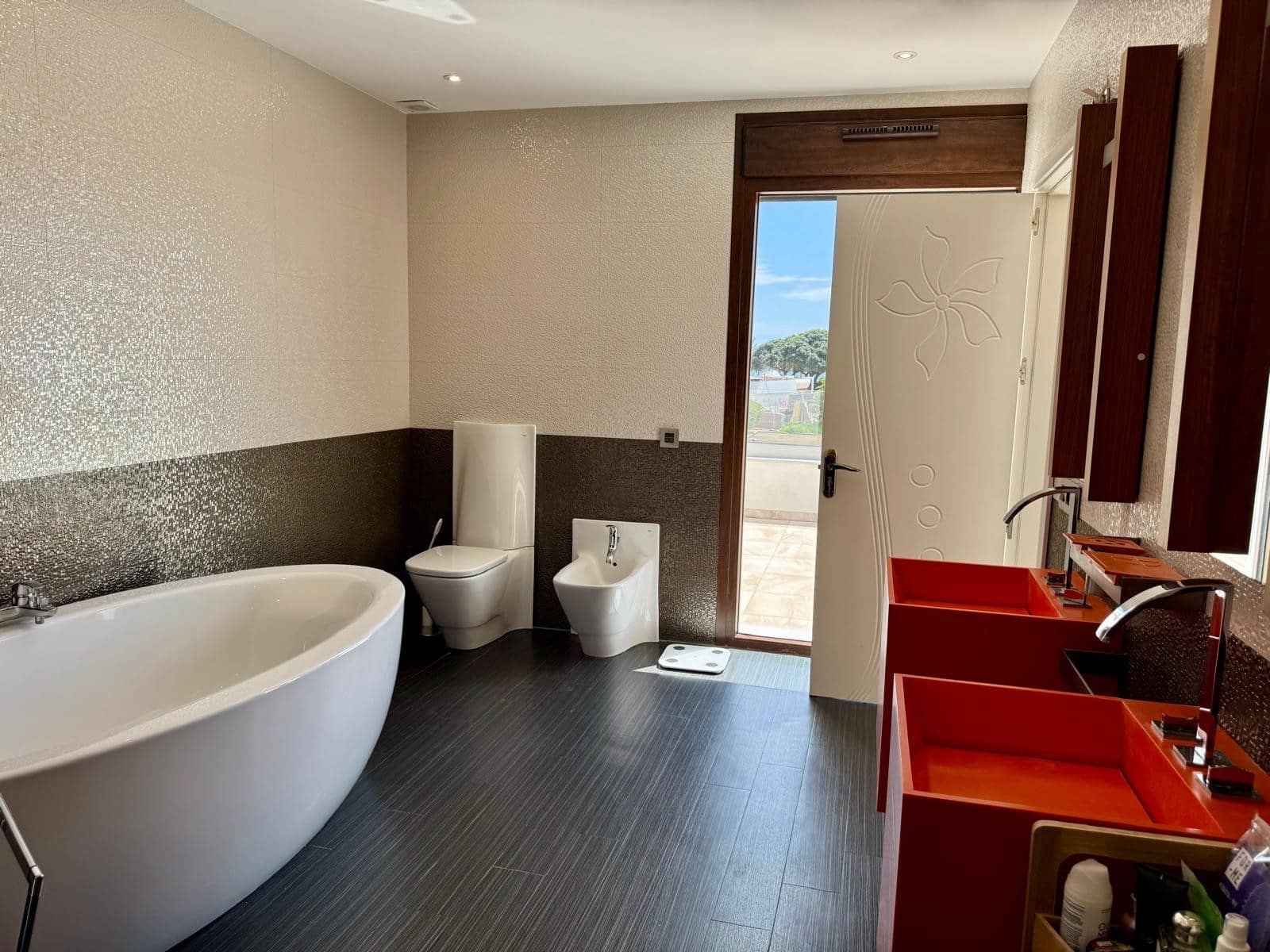 6 slaapkamer Villa voor vakantieverhuur in San Pedro de Alcantara met zwembad garage - € 10.000 (Ref: 8931790)