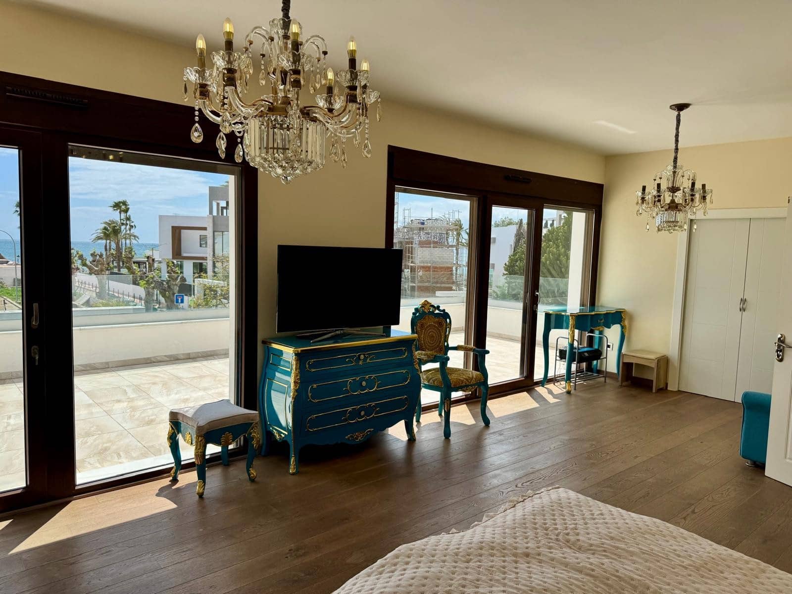 6 slaapkamer Villa voor vakantieverhuur in San Pedro de Alcantara met zwembad garage - € 10.000 (Ref: 8931790)