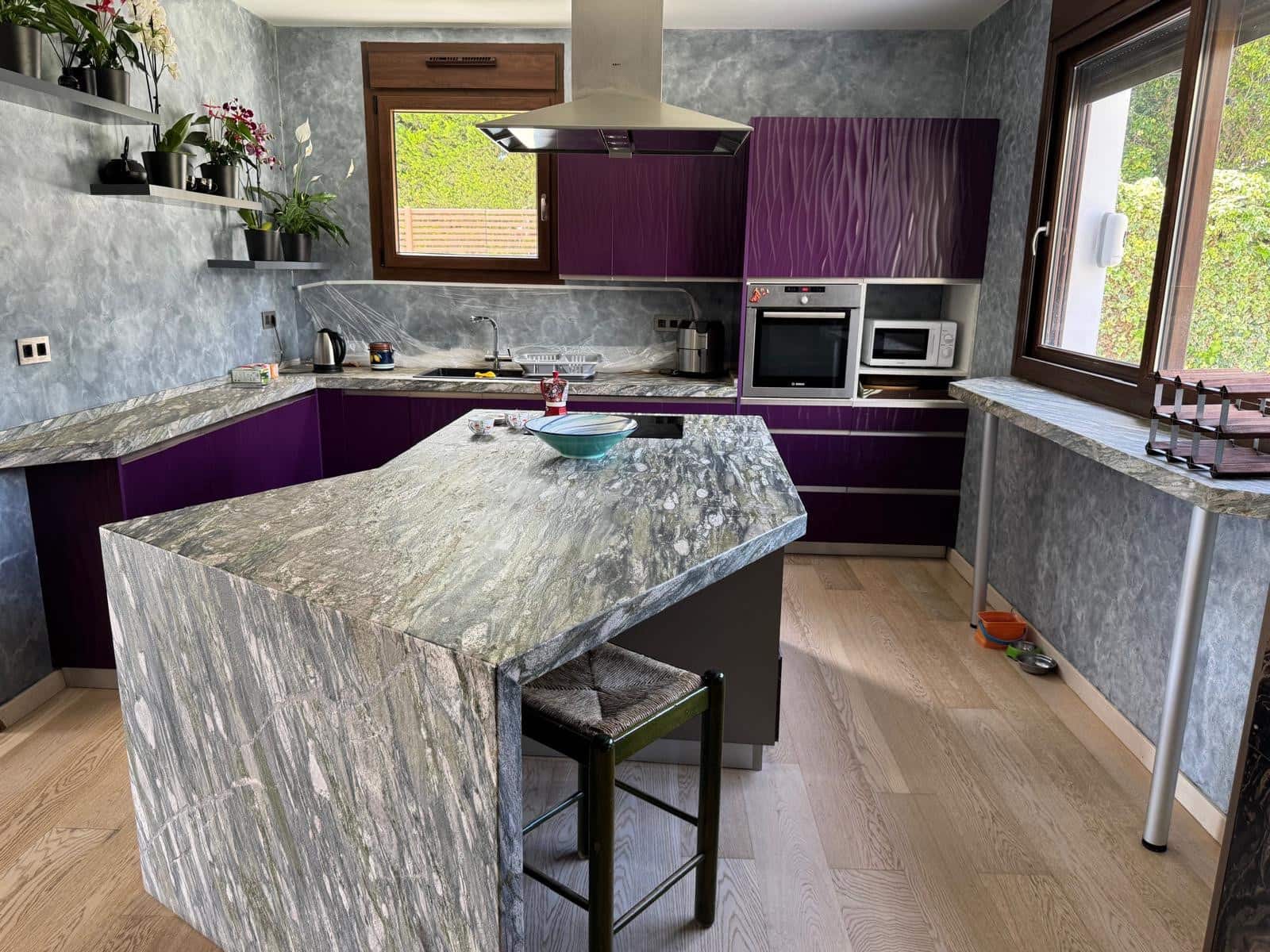 6 slaapkamer Villa voor vakantieverhuur in San Pedro de Alcantara met zwembad garage - € 10.000 (Ref: 8931790)