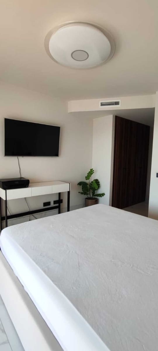 3 slaapkamer Appartement te huur in San Pedro de Alcantara met zwembad garage - € 5.000 (Ref: 8934768)