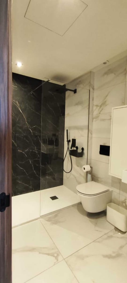 3 slaapkamer Appartement te huur in San Pedro de Alcantara met zwembad garage - € 5.000 (Ref: 8934768)