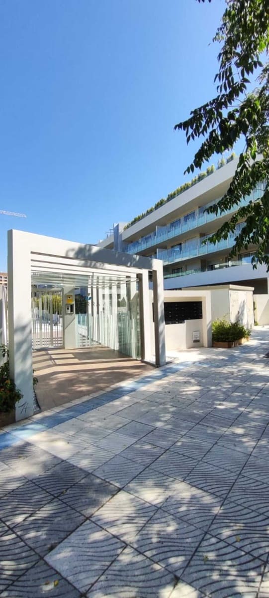 3 slaapkamer Appartement te huur in San Pedro de Alcantara met zwembad garage - € 5.000 (Ref: 8934768)