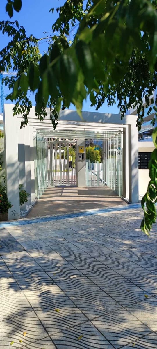 3 slaapkamer Appartement te huur in San Pedro de Alcantara met zwembad garage - € 5.000 (Ref: 8934768)