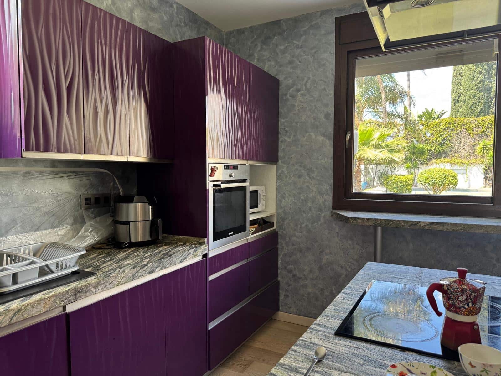 6 makuuhuone Huvila vuokrattavana paikassa San Pedro de Alcantara mukana uima-altaan 
autotalli - 20 000 € (Ref: 8934773)