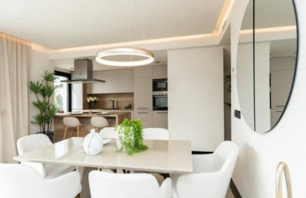 3 sypialnia Penthouse na sprzedaż w Marbella z basenem garażem - 1 015 000 € (Ref: 8936505)