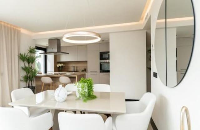 3 quarto Penthouse para venda em Los Naranjos, Marbella com piscina garagem - 1 015 000 € (Ref: 8936505)