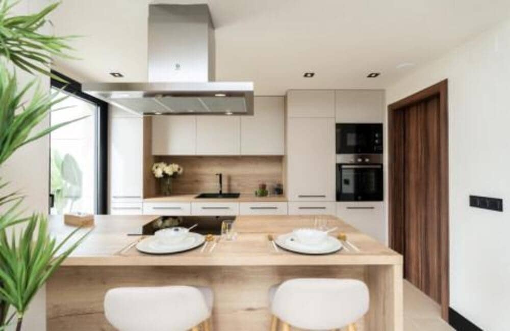 3 sypialnia Penthouse na sprzedaż w Marbella z basenem garażem - 1 015 000 € (Ref: 8936505)