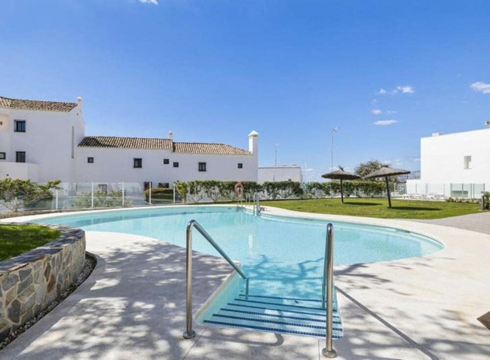 3 makuuhuone Huoneisto vuokrattavana paikassa Marbella mukana uima-altaan 
autotalli - 3 200 € (Ref: 8942562)