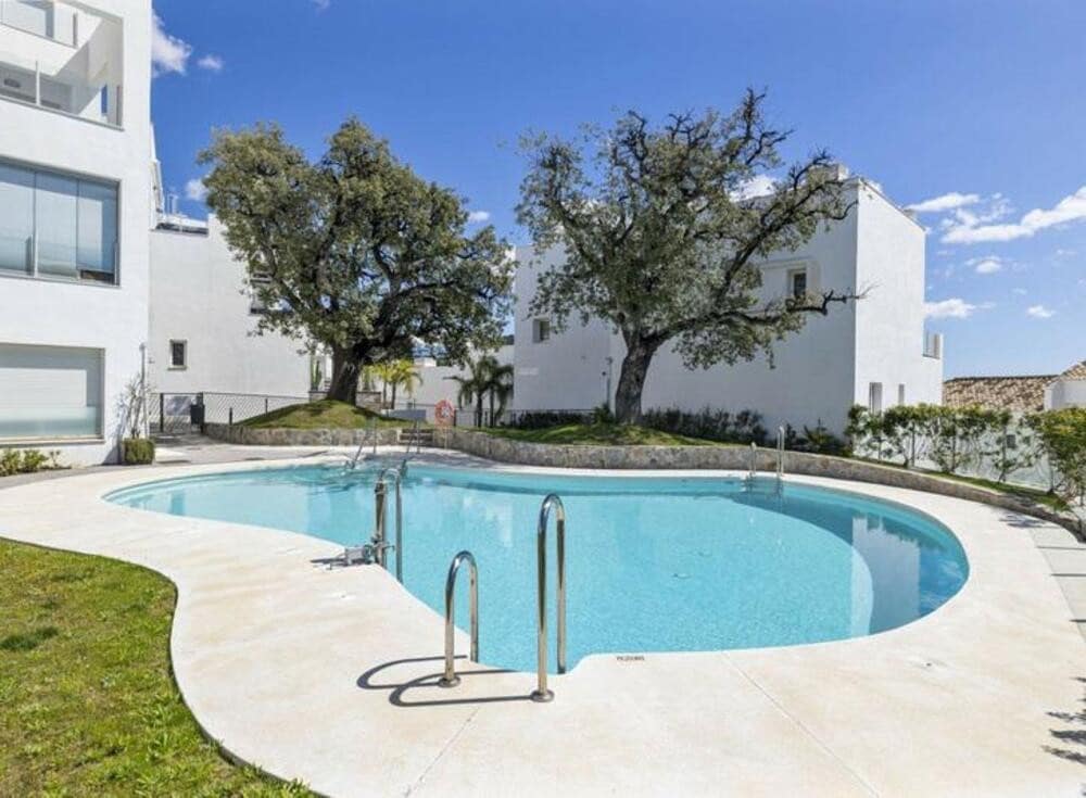 3 makuuhuone Huoneisto vuokrattavana paikassa Marbella mukana uima-altaan 
autotalli - 3 200 € (Ref: 8942562)