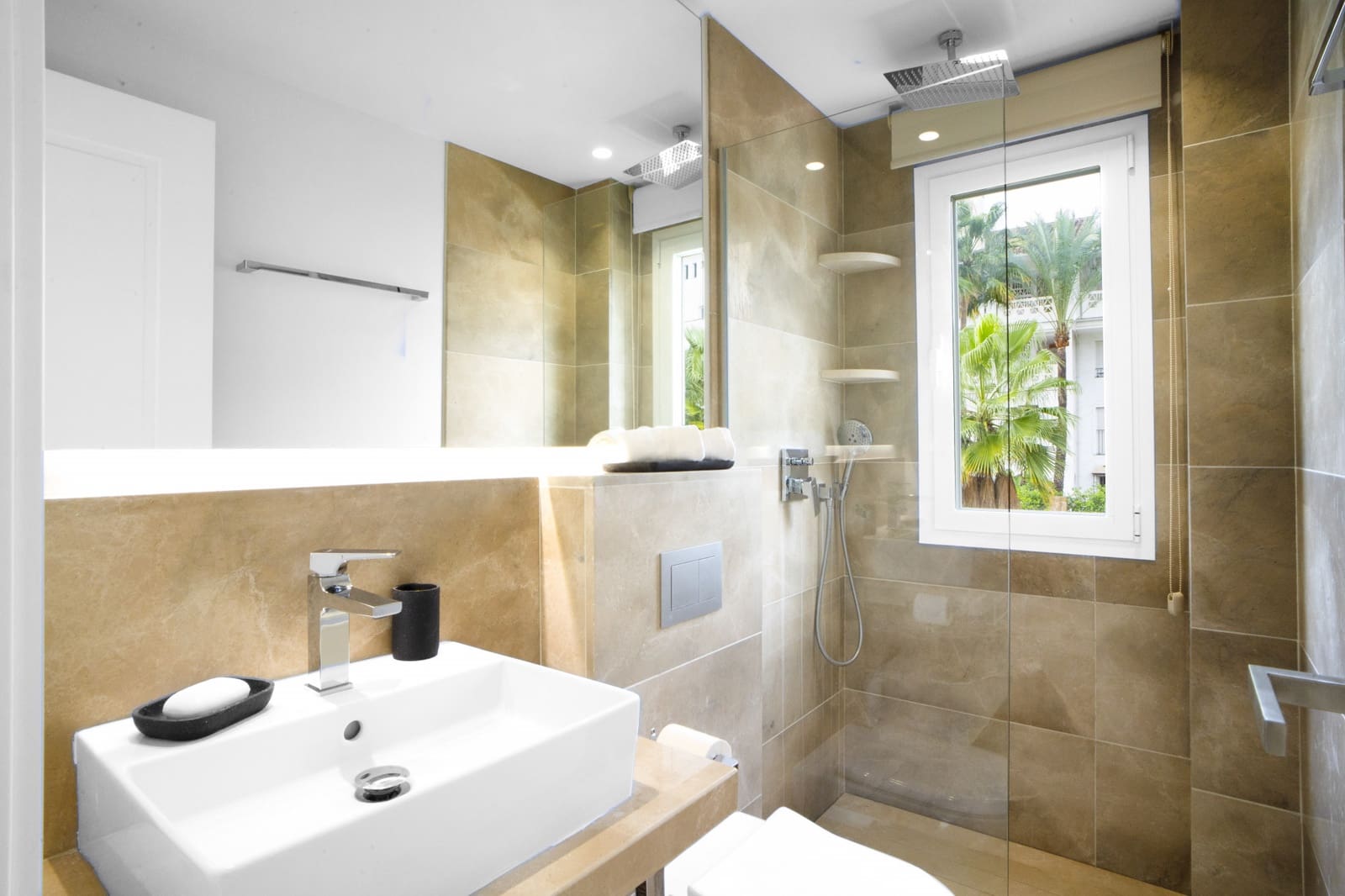 4 soverom Kjedet enebolig til salgs i Marbella med svømmebasseng garasje - € 2 600 000 (Ref: 8942563)