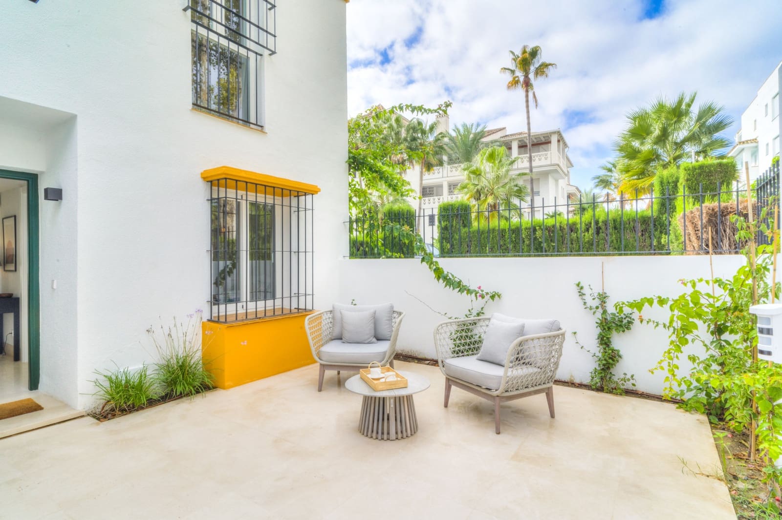 4 soverom Kjedet enebolig til salgs i Marbella med svømmebasseng garasje - € 2 600 000 (Ref: 8942563)