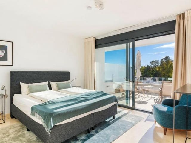 4 camera da letto Villetta Bifamiliare da affittare in Lomas De Marbella, Marbella con piscina garage - 6.000 € (Rif: 8948450)