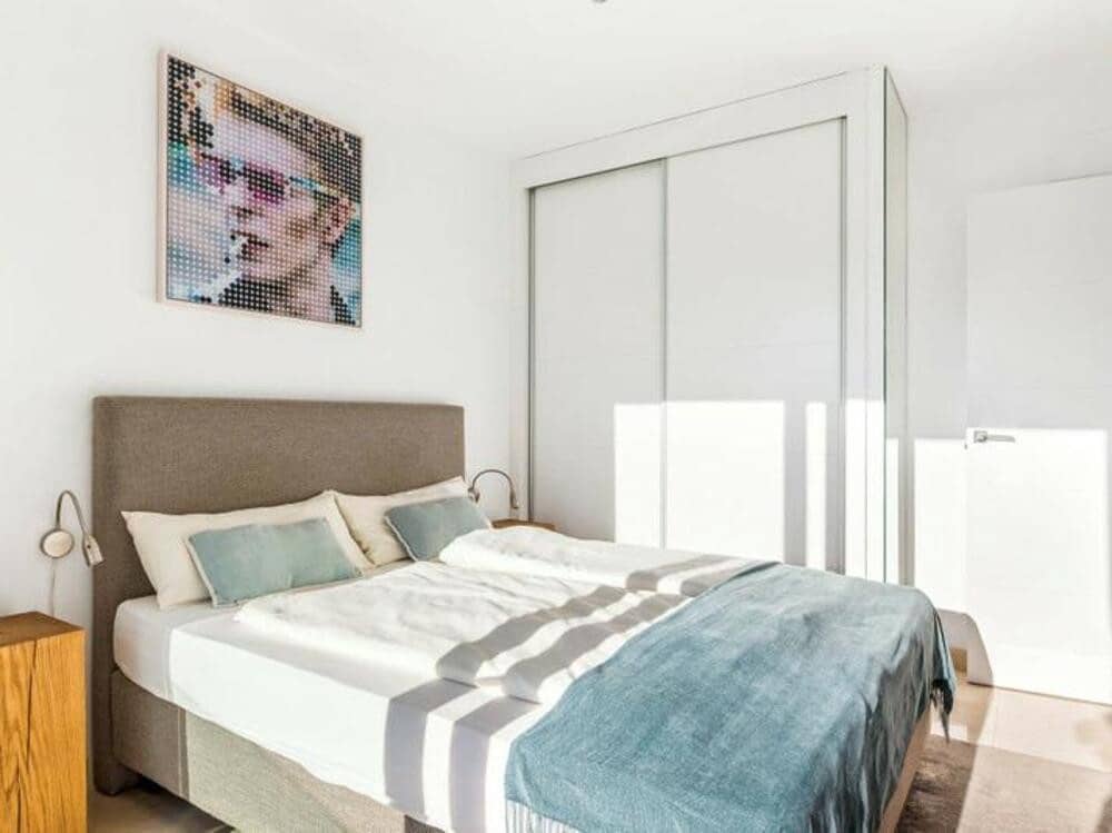 4 soveværelse Semi-Rækkehus til leje i Marbella med swimmingpool garage - € 6.000 (Ref: 8948450)