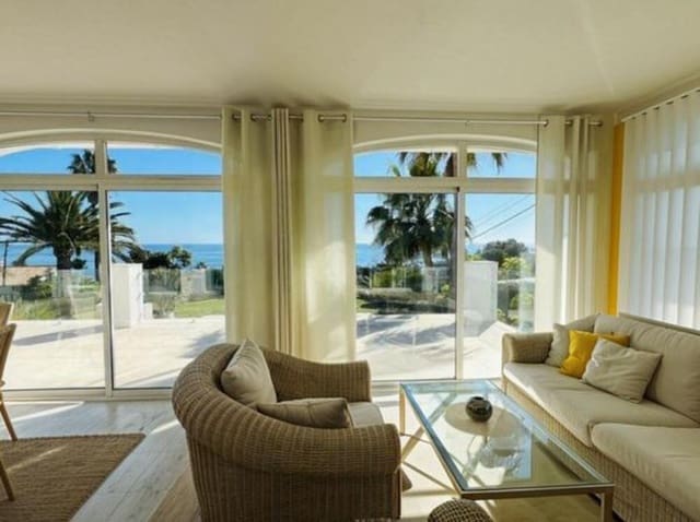 Chalet de 7 habitaciones en Guadalobón, Estepona en venta con piscina garaje - 1.575.000 € (Ref: 8948451)