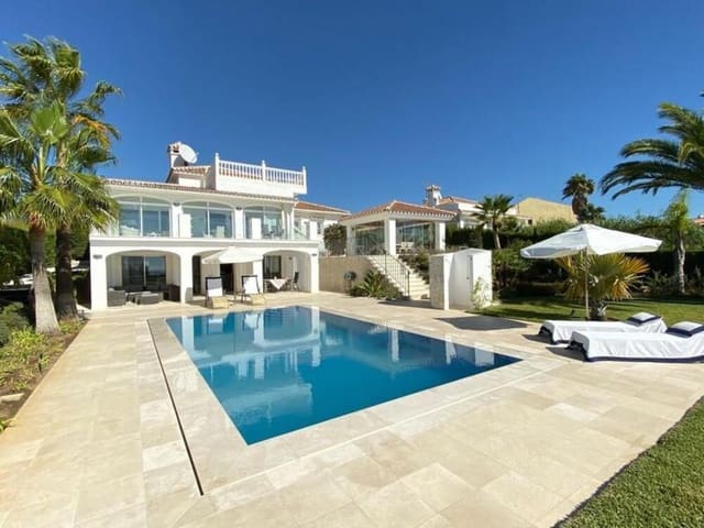 Chalet de 7 habitaciones en Guadalobón, Estepona en venta con piscina garaje - 1.575.000 € (Ref: 8948451)
