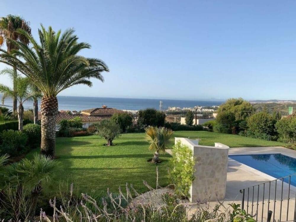 7 sypialnia Willa na sprzedaż w Estepona z basenem garażem - 1 575 000 € (Ref: 8948451)