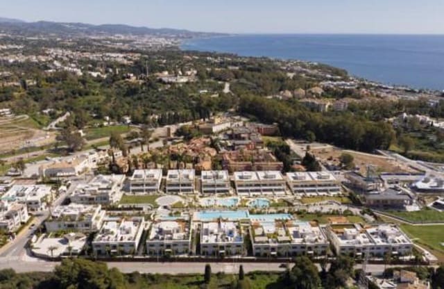 4 soverom Leilighet til salgs i Lomas De Marbella, Marbella med svømmebasseng garasje - € 4 300 000 (Ref: 8948454)