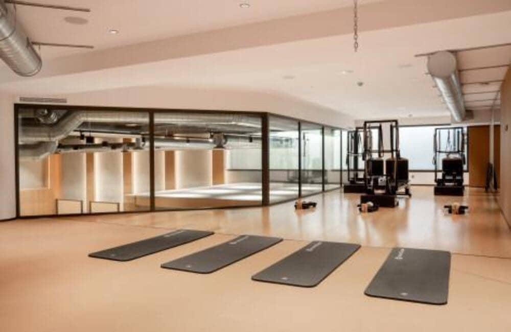 4 bedroom Apartment for sale in Marbella with pool garage - € 4,300,000 (Ref: 8948454)
