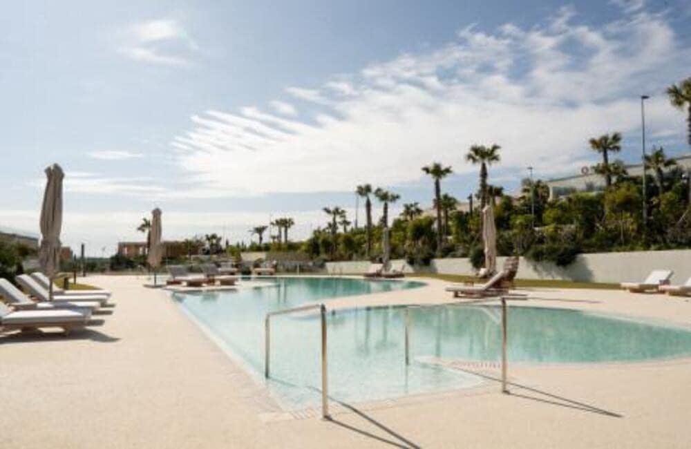 4 sovrum Lägenhet att hyra i Marbella med pool garage - 25 000 € (Ref: 8948455)