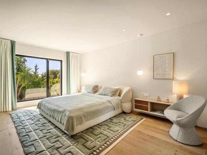 4 soveværelse Villa til salg i Nueva Andalucia med swimmingpool garage - € 3.100.000 (Ref: 8949999)