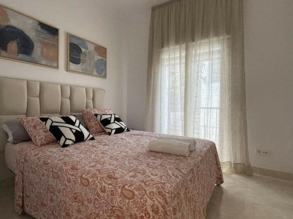 3 soveværelse Lejlighed til leje i Benahavis med swimmingpool garage - € 3.500 (Ref: 8950001)