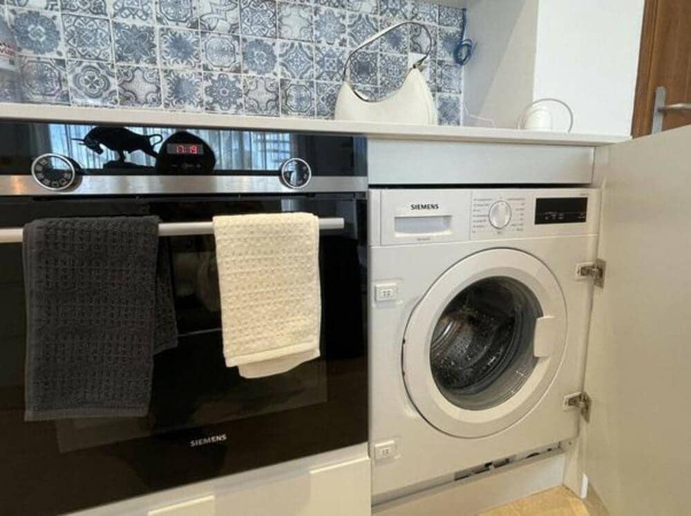 3 slaapkamer Appartement te huur in Benahavis met zwembad garage - € 3.500 (Ref: 8950001)