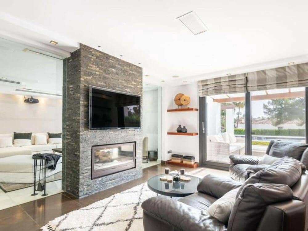 5 soveværelse Villa til leje i Nueva Andalucia med swimmingpool garage - € 16.000 (Ref: 8954008)