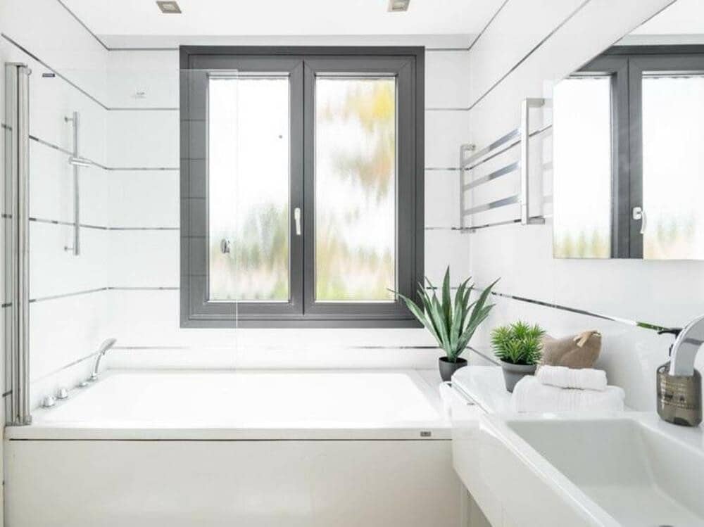 5 soveværelse Villa til leje i Nueva Andalucia med swimmingpool garage - € 16.000 (Ref: 8954008)