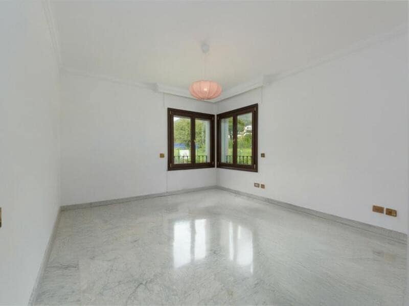 2 slaapkamer Appartement te huur in Golden Mile met zwembad garage - € 4.000 (Ref: 8954010)