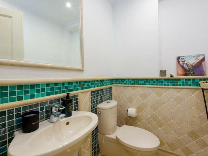 2 slaapkamer Appartement te huur in Golden Mile met zwembad garage - € 4.000 (Ref: 8954010)